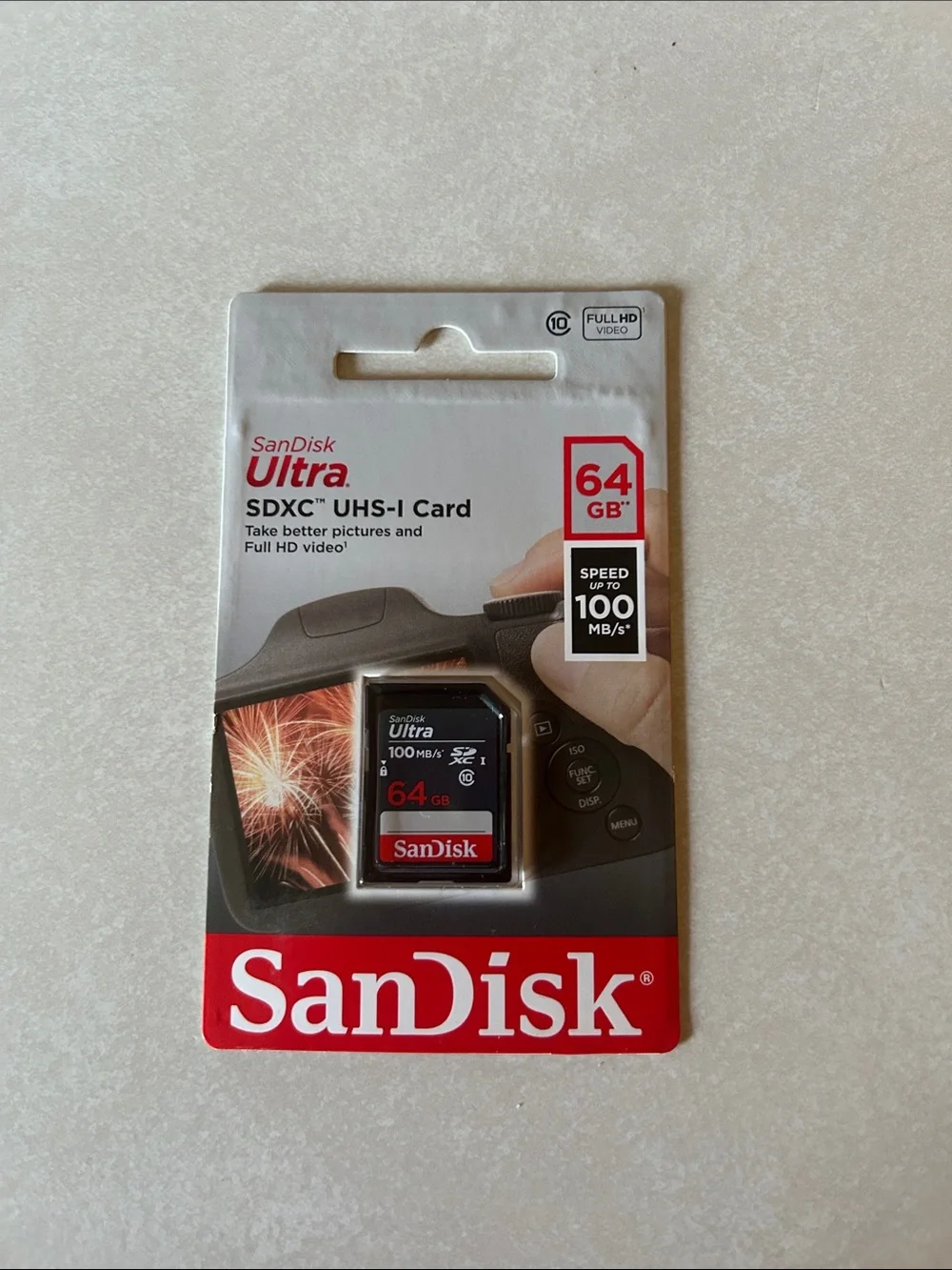 Andis Memory Card - Black and Red SDXC 64GB
